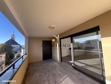 appartement 3 pièces 65 m²