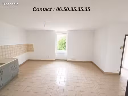 location t2 50m2 - centre ville de saint-brieuc