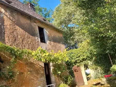 2 maisons anciennes à restaurer à une vingtaine de mn de sarlat