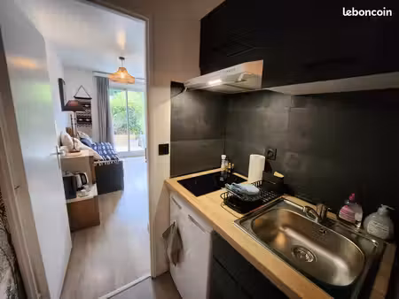 studio meublé 16 m² avec terrasse – chartres basse ville