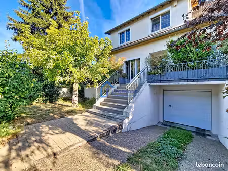 maison 6 pièces 125 m²