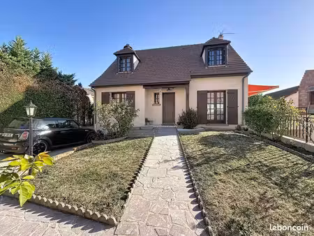 maison 7 pièces 103 m²