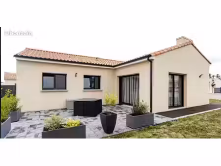 maison 3ch.  85m² à pierrelatte