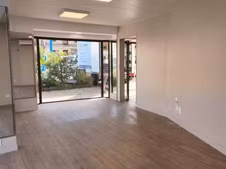 location commercial