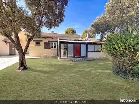 villa 4 pièces 98 m²
