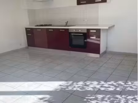 à vendre - t2 duplex avec locataire en place