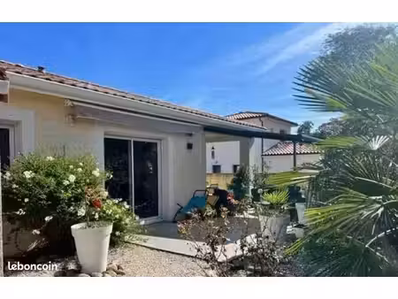 villa 4 pièces 85 m²