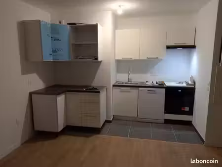 location joli t3 bezons résidence neuve   meublé avec place de parking   résidence coup de