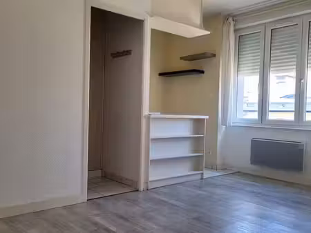 studio 1 pièce 20 m²