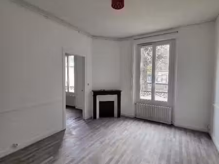 appartement 2 pièces 55 m²