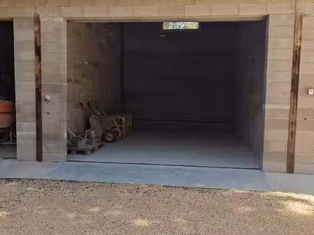 location garage hangar