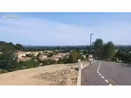 terrain 520 m² comps