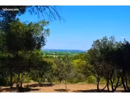 terrain 578 m² comps