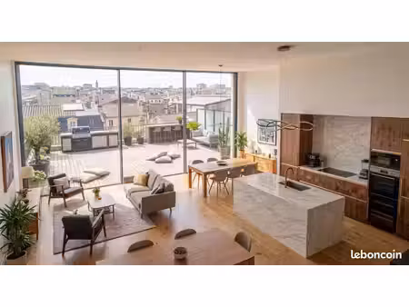 appartement 6 pièces 154 m²