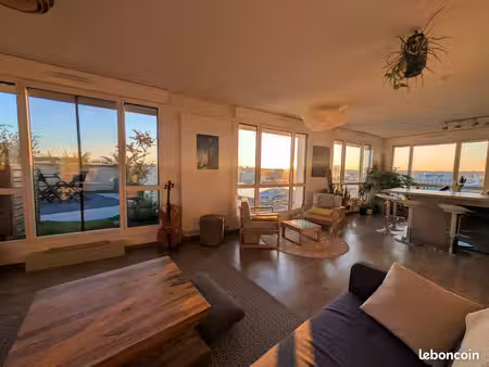 penthouse 125m² -2 terrasses -vue cité du vin