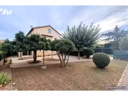 maison 7 pièces 160 m²