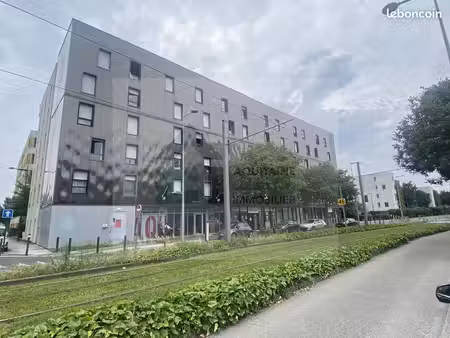 studio 1 pièce 19 m²