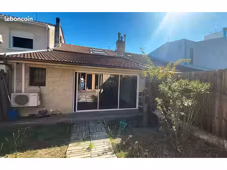 local 110 m² bordeaux