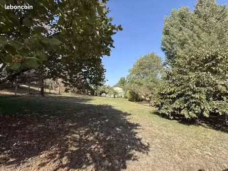 terrain à bâtir de 750 m² à libourne (33)