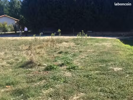 terrain à bâtir de 605 m² à marsas (33)