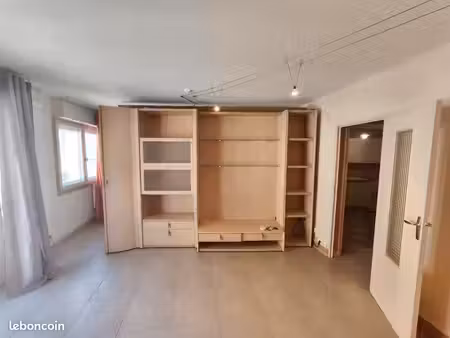 a louer studio 40m2 châteauroux centre