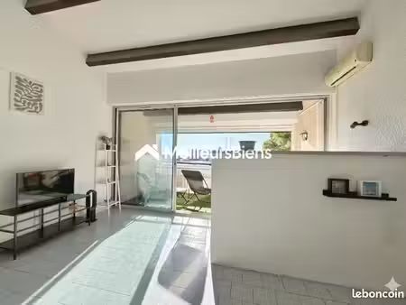 studio 1 pièce 25 m²