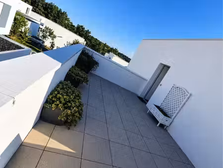 particulier vends atypique t2 48m2 + 2 terrasses