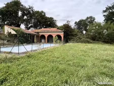 château 70 m² bonrepos-sur-aussonnelle