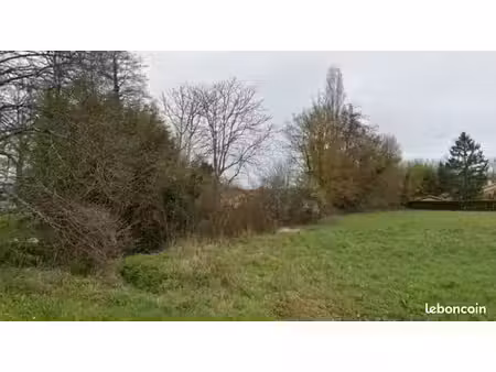 terrain 900 m² lavernose lacasse