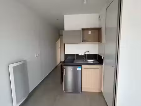 studio 1 pièce 20 m²