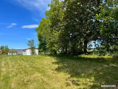 terrain 861 m² madirac