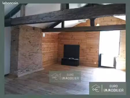 immeuble 110 m² bazas