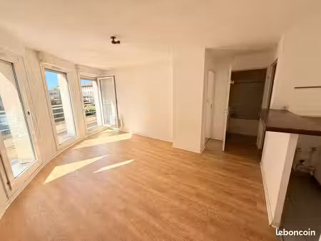 st michel - appt t2 + pkg et cave
