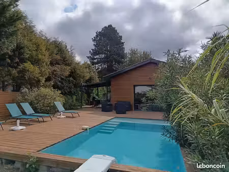 maison meublée 70m²  clim  piscine