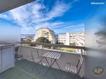 studio 1 pièce 19 m²