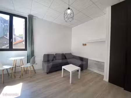studio 1 pièce 21 m²