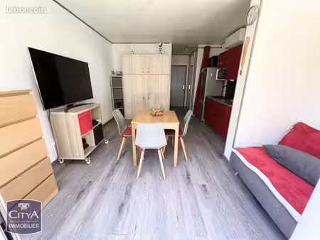 studio 1 pièce 23 m²