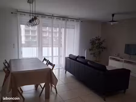 appartement 70 m²  meublé  neuf  situation idéale
