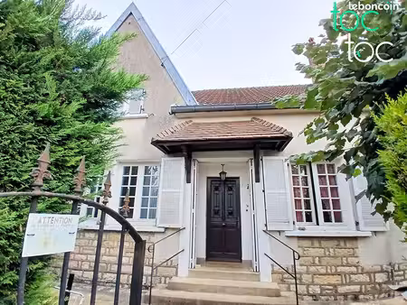 maison 5 pièces 105 m²