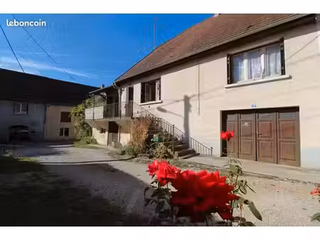 maison 5 pièces 130 m²