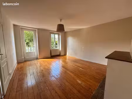 maison de village 4 pièces 65 m²
