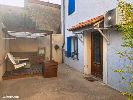 maison de village 67 m² + cour 30 m² – centre villeneuve-lès-béziers