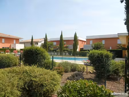villa 3 pièces 70 m²