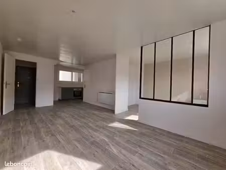 t3 bis 63 m² entièrement rénové  traversant | grenoble