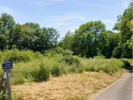 terrain non contructible de 2630m² en bordure du gabas