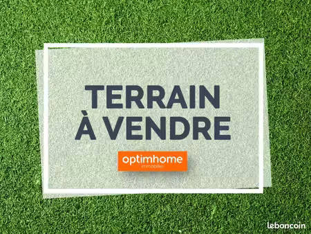 terrain 3 795 m² luynes