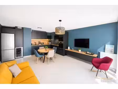 bas de cenon  t3  65 m3 + balcon de 8 m3  résidence récente  parking fermé