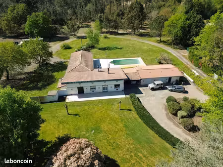 propriété en viager 10 pièces 200 m²