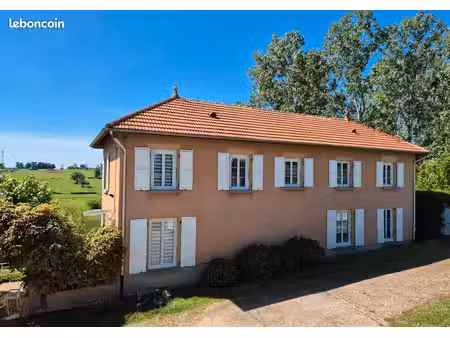 propriété 234 m2 habitables sur 11200 terrain clos