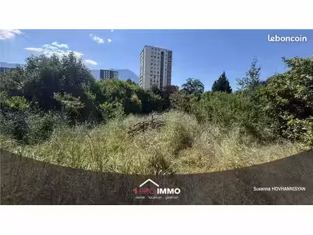 terrain 852 m² echirolles